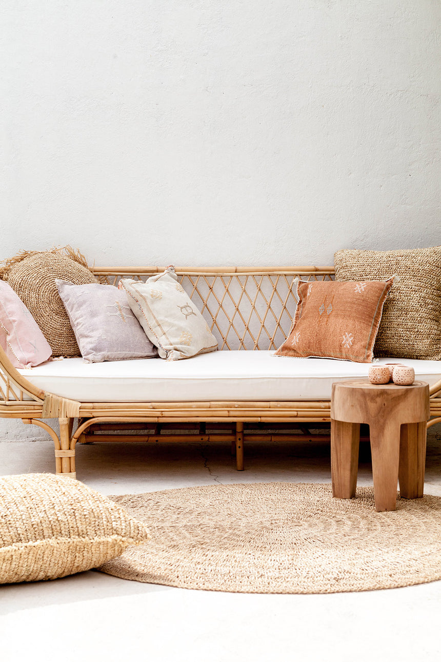 Luna Furniture
