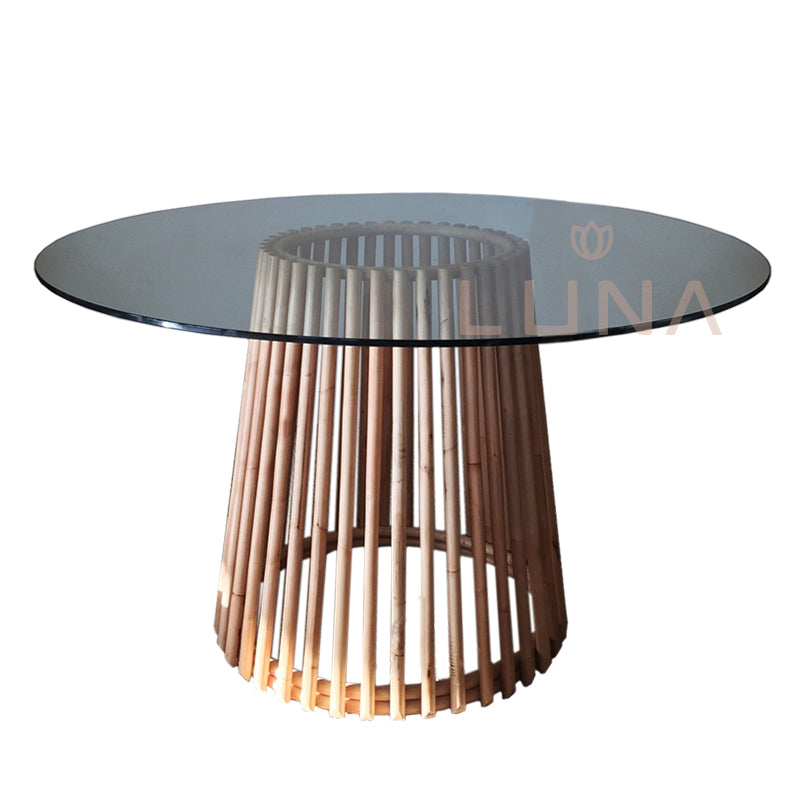 CONSILIO - Dining Table rattan - tempered glass