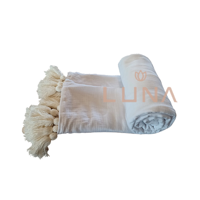 White Throw / Soft Blanket