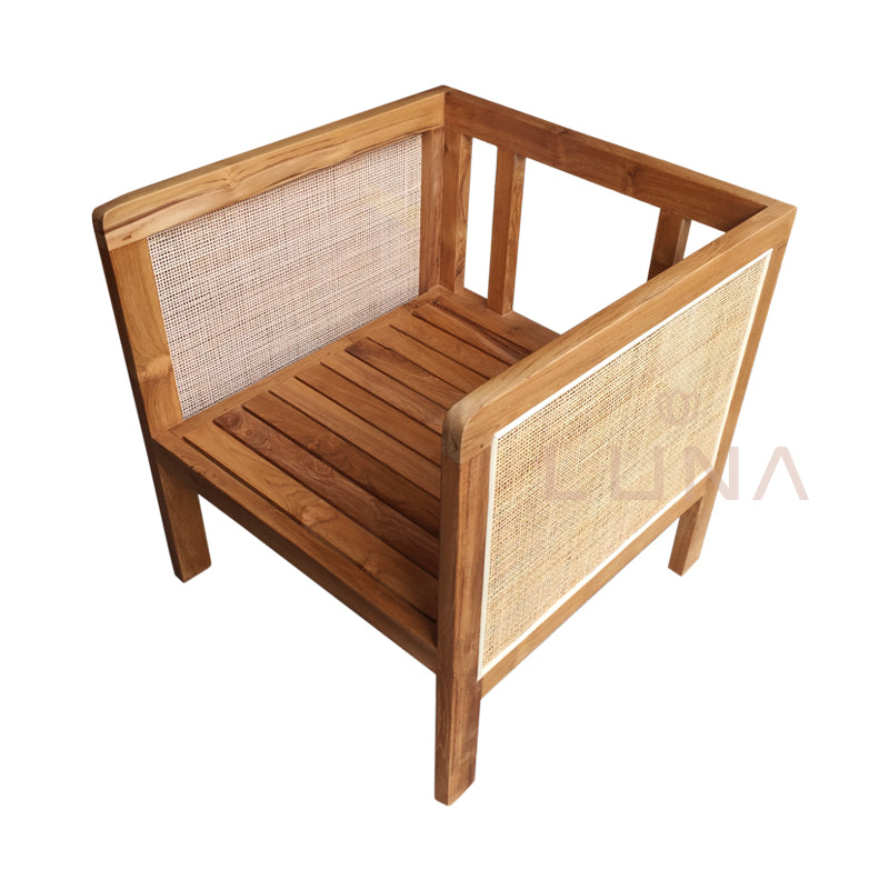 LIONEL - Wood Lounge Chair with Rattan Weaving