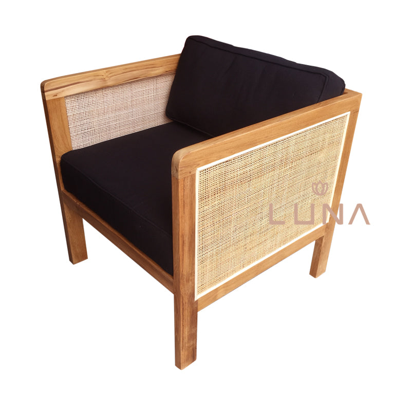 LIONEL - Wood Lounge Chair with Rattan Weaving