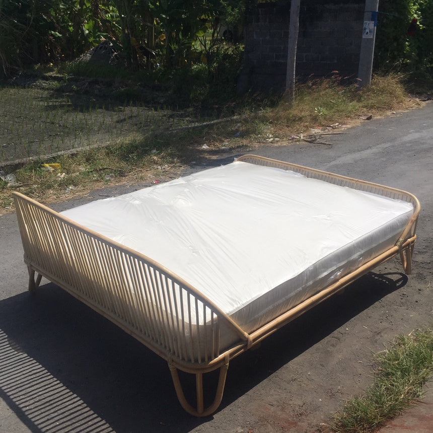 SOKA - Rattan Bed Vintage