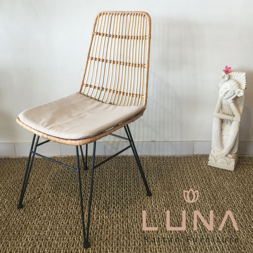 C35 - Dining Chair Straight weaving