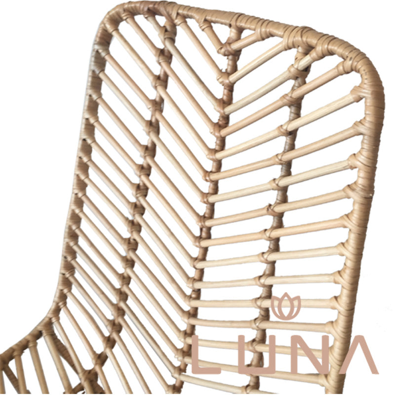 C35 - Dining Chair Triangle Weaving