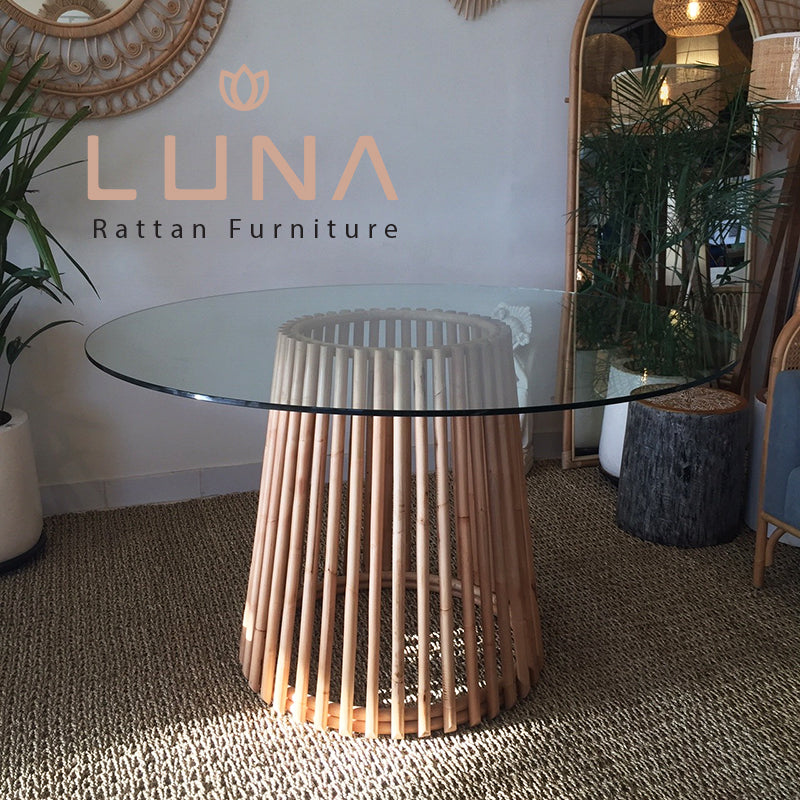 CONSILIO - Dining Table rattan - tempered glass